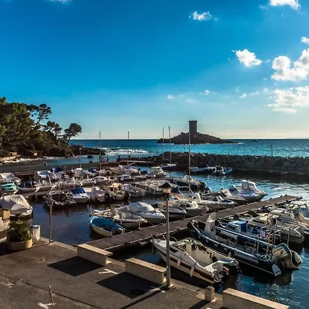 Sowell La Hotel Saint-Raphaël