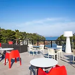 Sowell La Hotel Saint-Raphaël