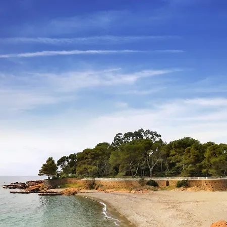 Sowell La 4* Saint-Raphael (Var)