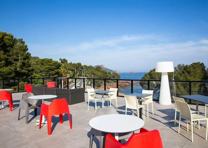 Sowell La Otel Saint-Raphaël