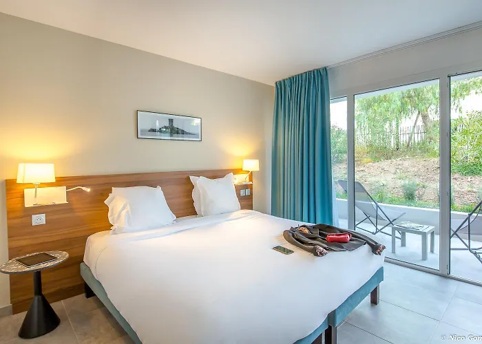 Sowell La Hotel Saint-Raphaël