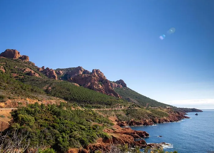 Отель Sowell La 4*